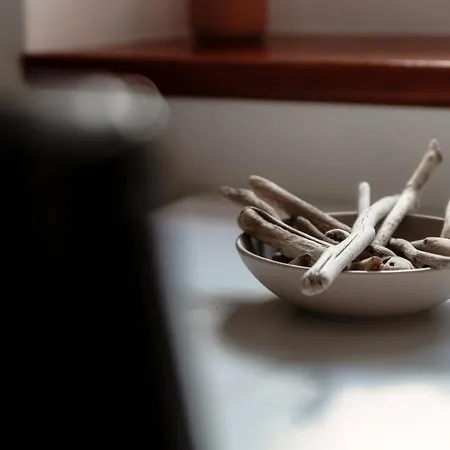 Piazza Roma By Quokka 360 - Historic Flat In The Centre Of