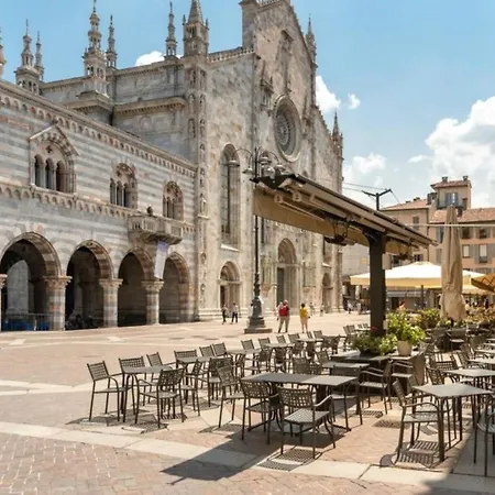 Piazza Roma By Quokka 360 - Historic Flat In The Centre Of *