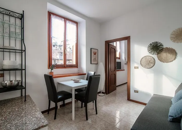 Apartment Piazza Roma By Quokka 360 - Historic Flat In The Centre Of