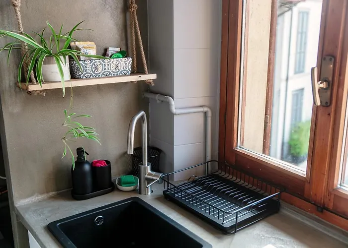 Piazza Roma By Quokka 360 - Historic Flat In The Centre Of *