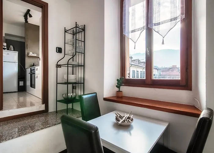 Lejlighed Piazza Roma By Quokka 360 - Historic Flat In The Centre Of *