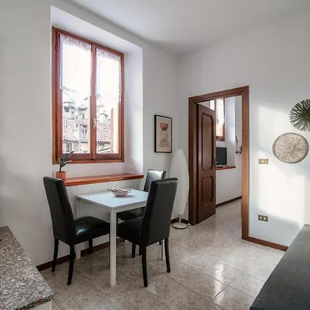 Appartement Piazza Roma By Quokka 360 - Historic Flat In The Centre Of