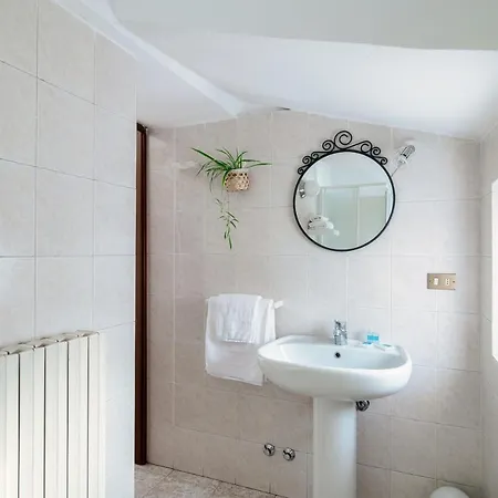 아파트 Piazza Roma By Quokka 360 - Historic Flat In The Centre Of