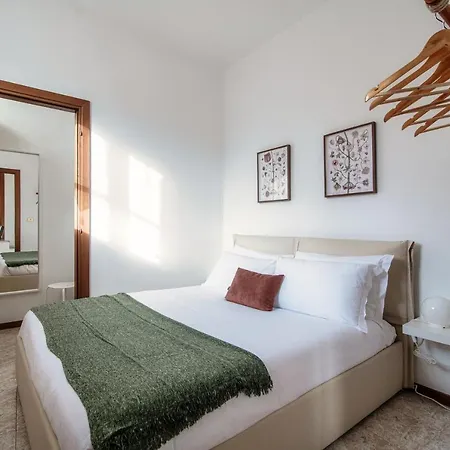 Piazza Roma By Quokka 360 - Historic Flat In The Centre Of *